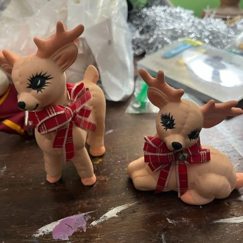 Vintage Style Ceramic Reindeer Figurines - Set of 2
